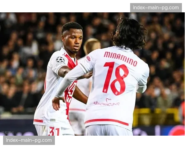 深度趋势：分析显示法甲中后卫出球能力普遍提升，长传直接找前锋的场面减少